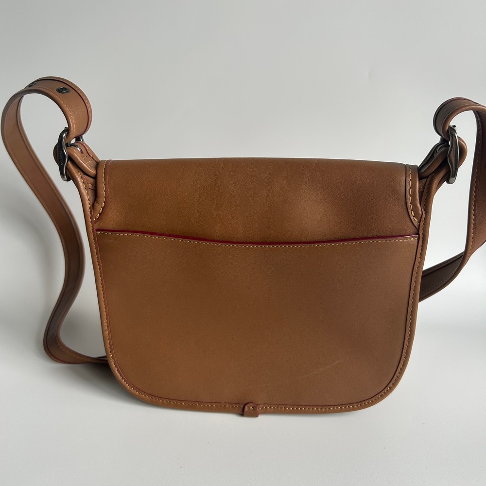 Disney Coach Mickey Mouse Saddle Bag 23 Tan Glovetanned Leather Excellent - Picture 4 of 13